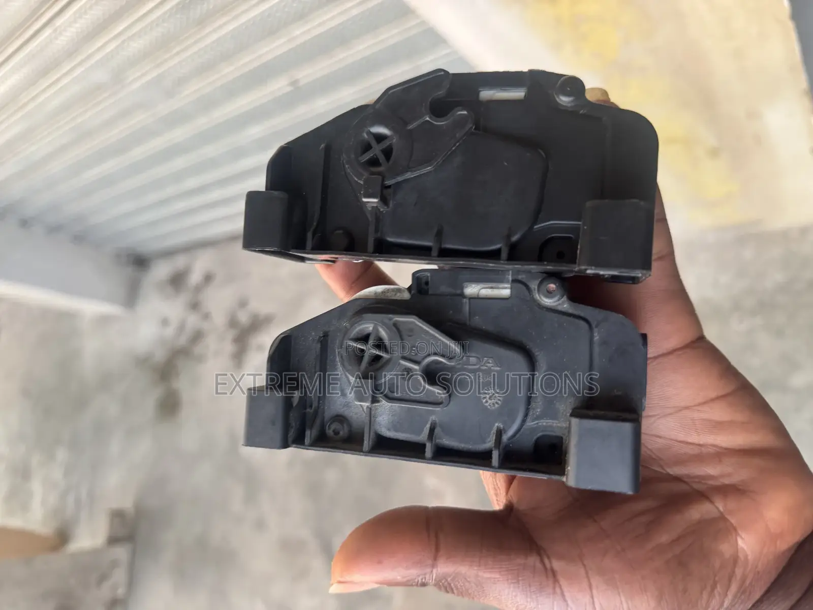 2017-2019 Honda Cr-v Front Lower Shutter Motor T99487a_c Only 1.5l Oem