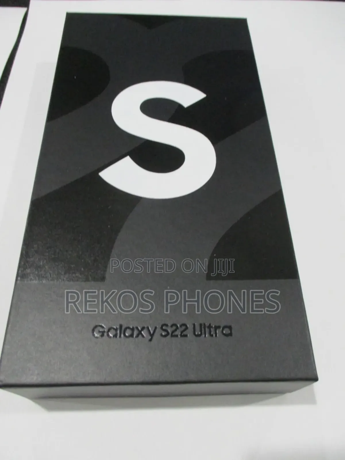 New Samsung Galaxy S22 Ultra 5G 128 GB Silver