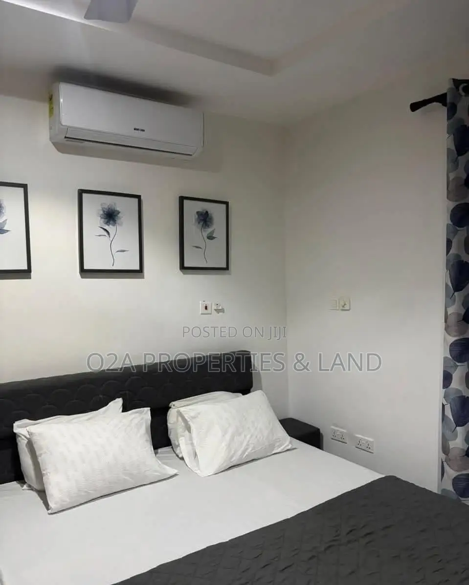 Furnished 3bdrm Townhouse / Terrace in East Airport for rent