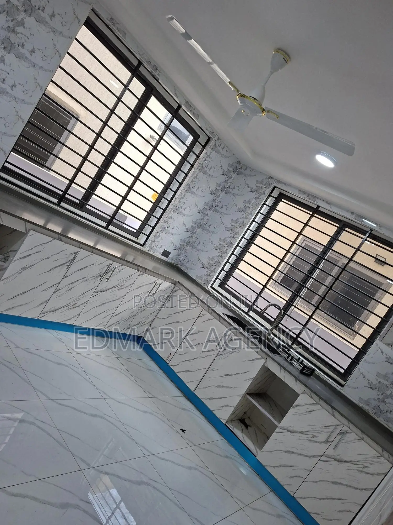 4bdrm House in Acp, Kwabenya for rent