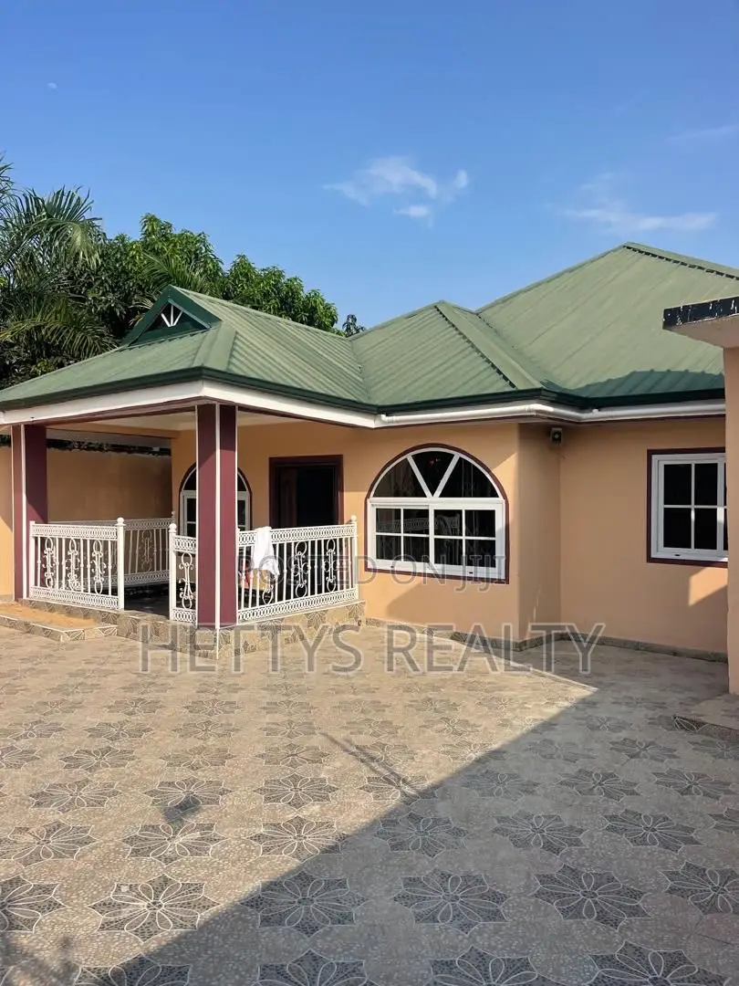 3bdrm House in Amasaman for sale