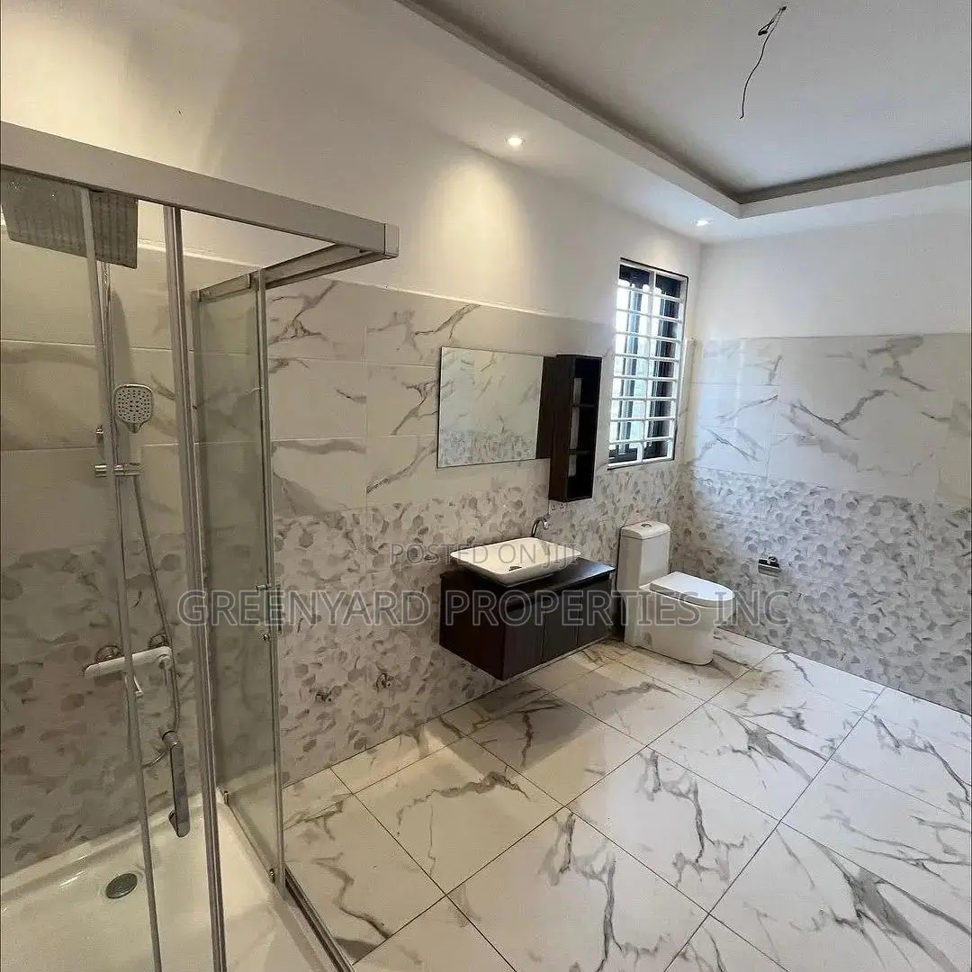 4bdrm House in East Legon for rent