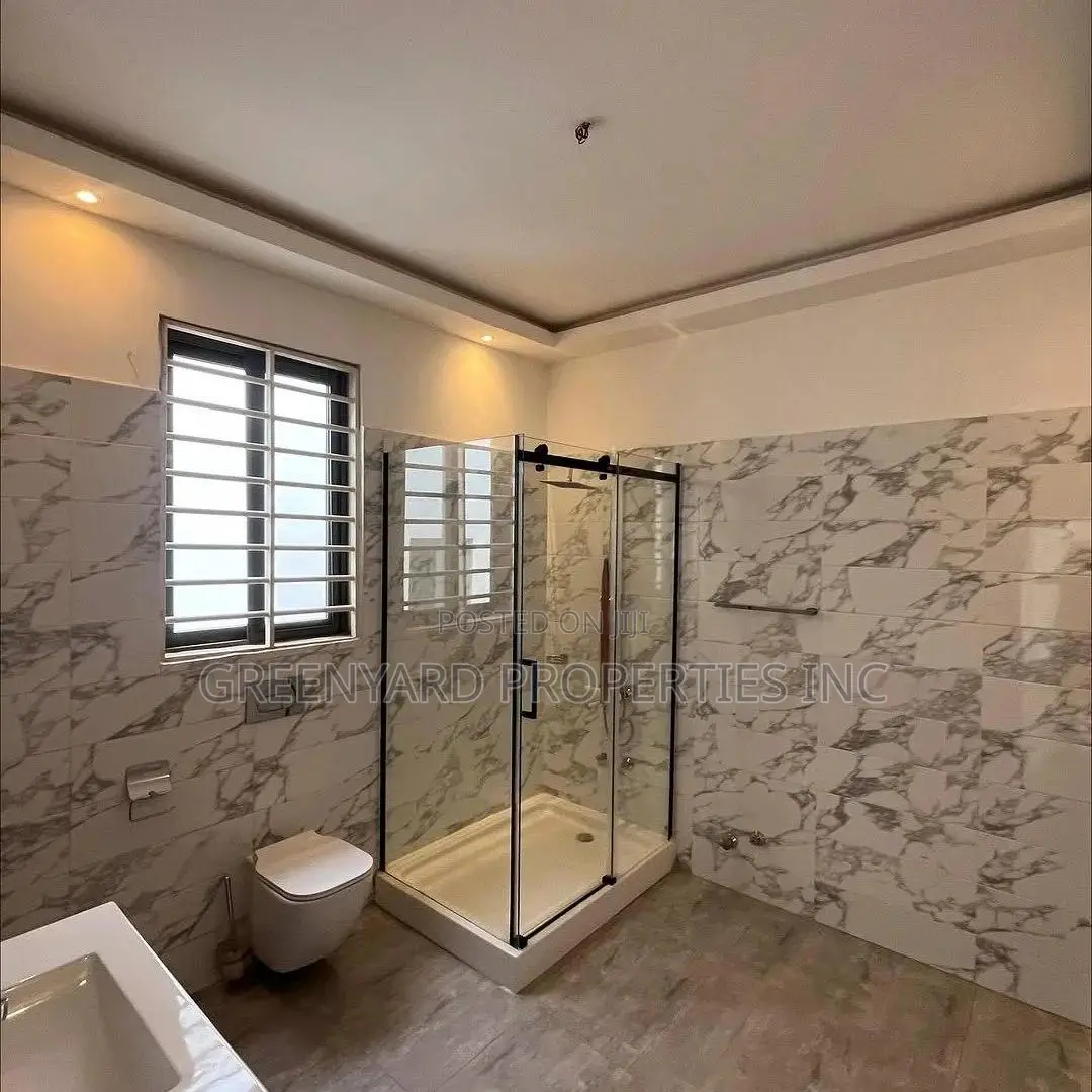 4bdrm House in East Legon for rent
