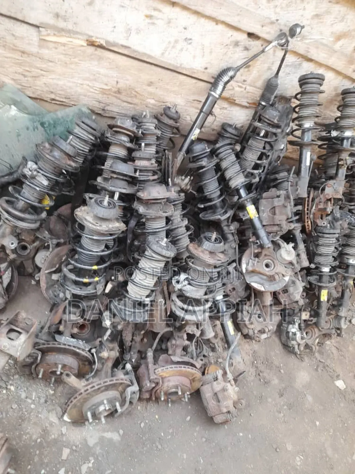 Home Used Hub and Shocks, Steer Rags, Shaft ,Front and Back Beams