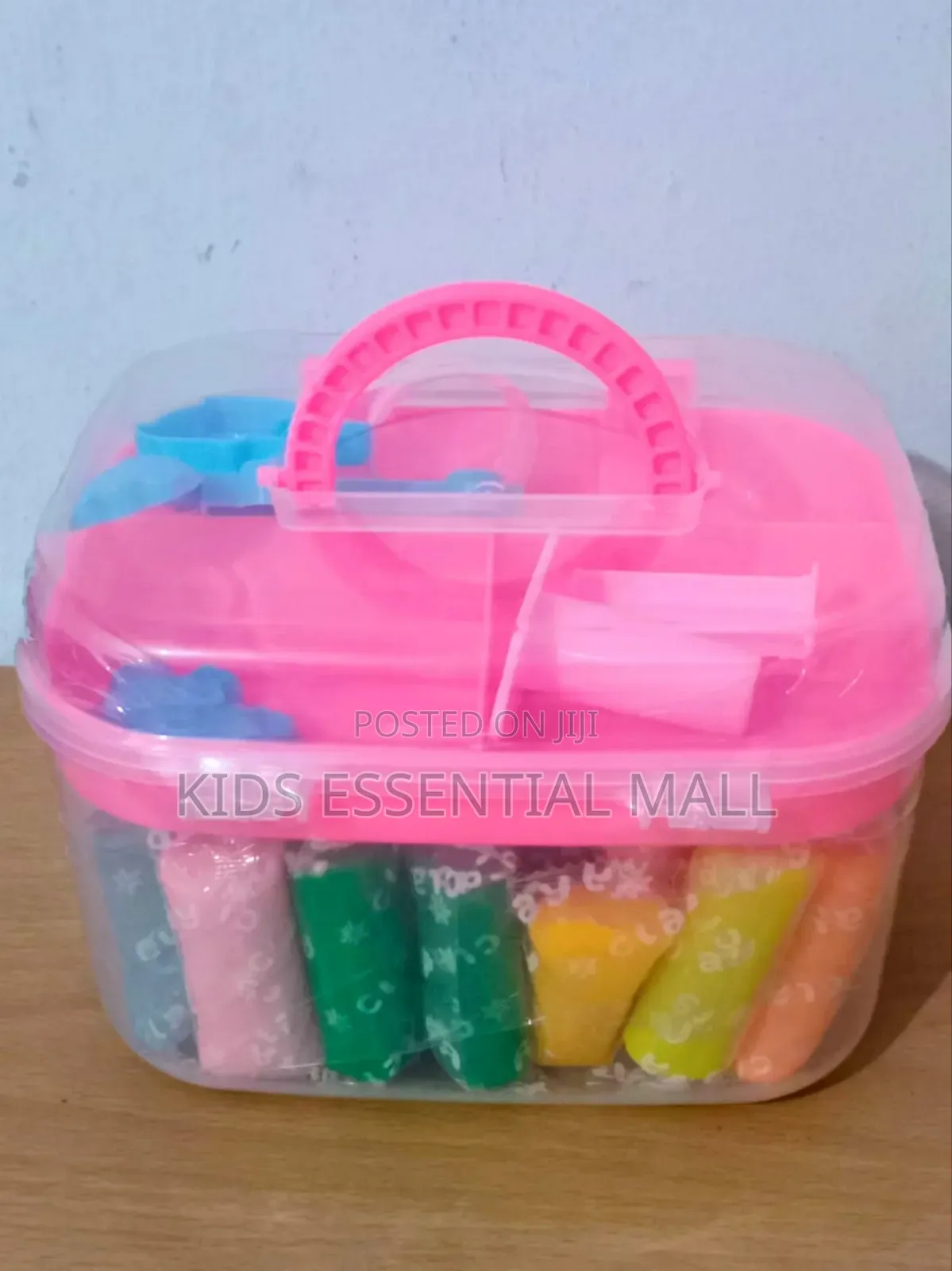 Big Container Clay Dough With Cuttes for Kids