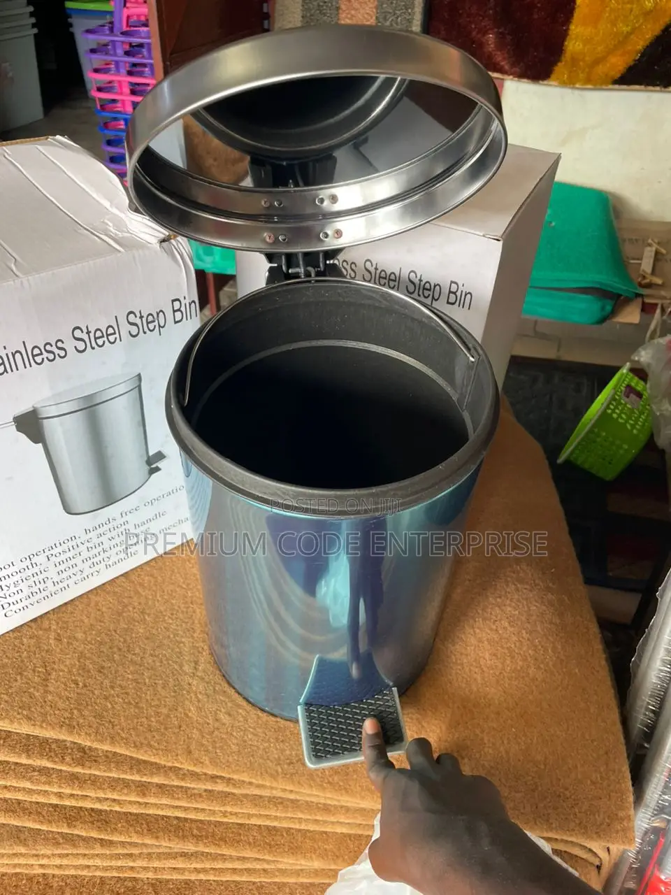 Stainless Steel Step Bin 8l – Hands-Free Pedal Trash Can