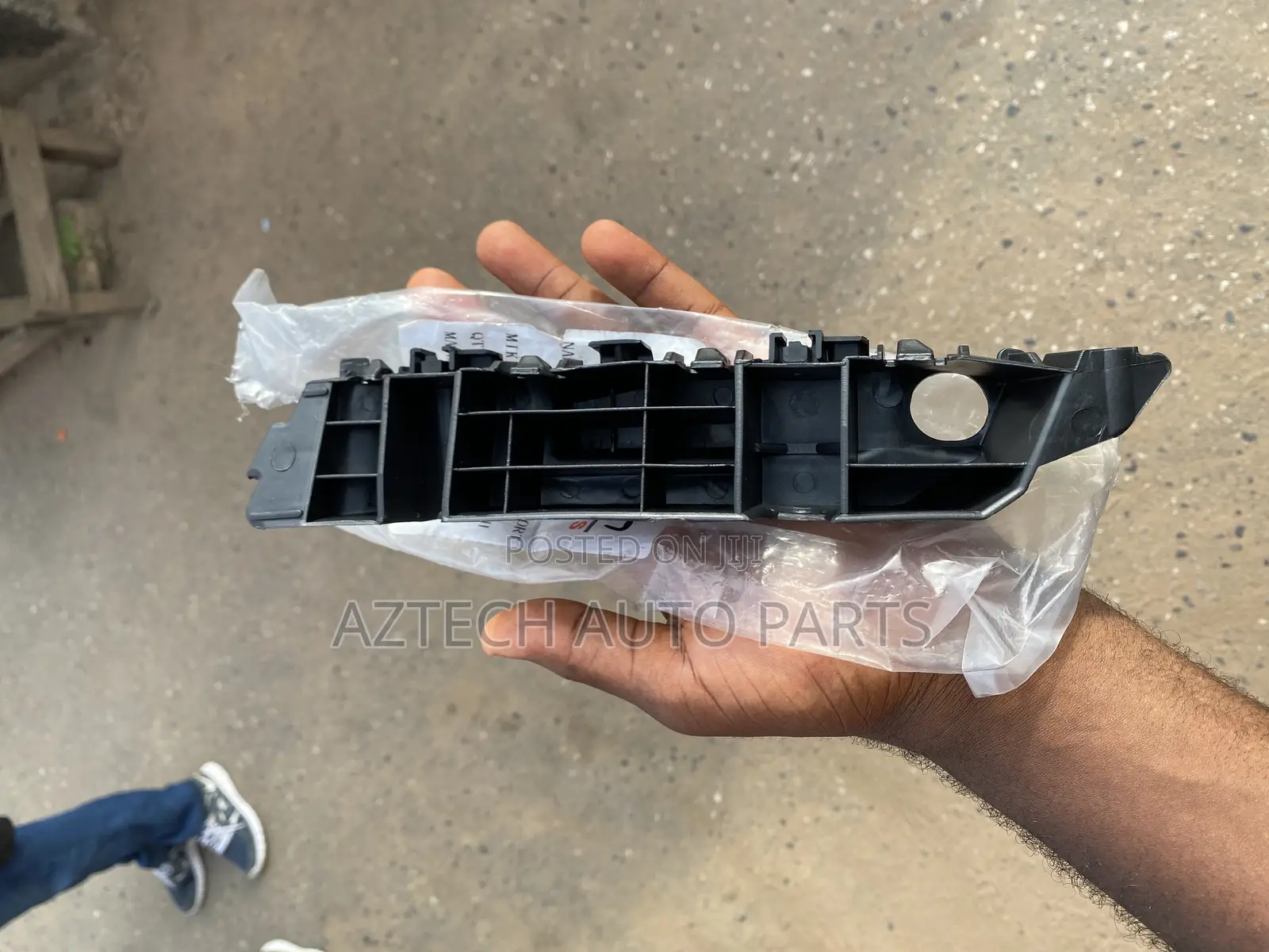 Elantra 2019,2020 Front Bumper Locker/ Fender Locker