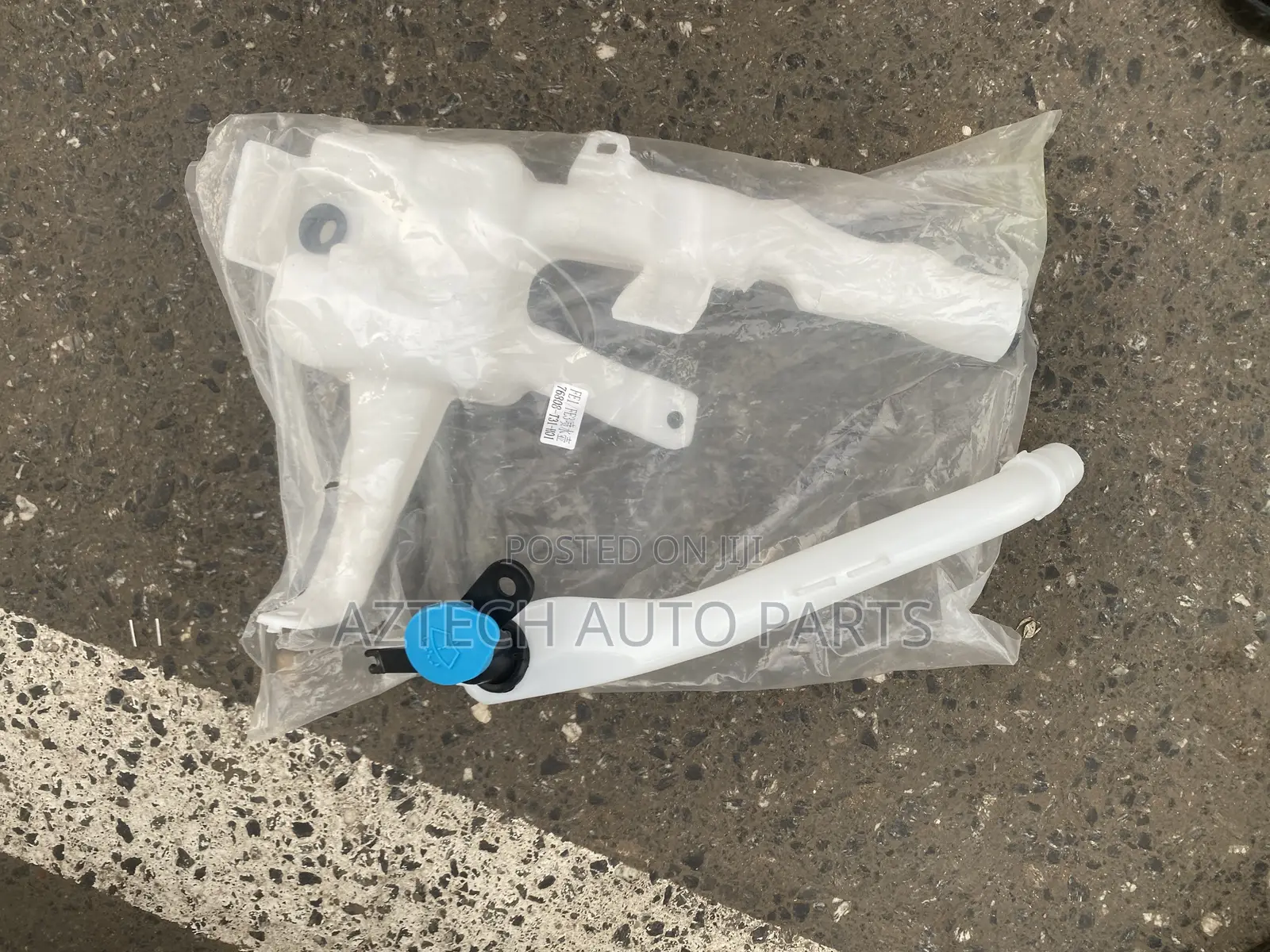 Honda Civic 2022,2023 Wiper Bottle
