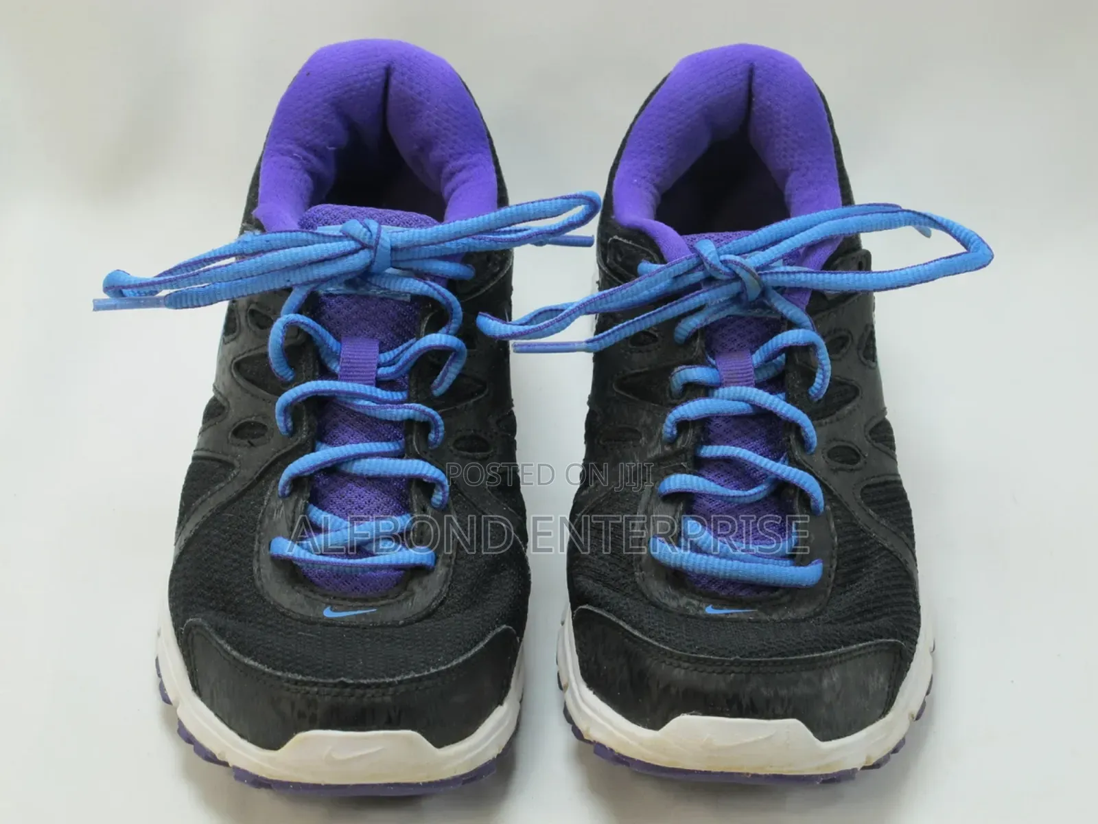 Nike Revolution 2 Women Running Shoes Women’S Size 8.5 Us