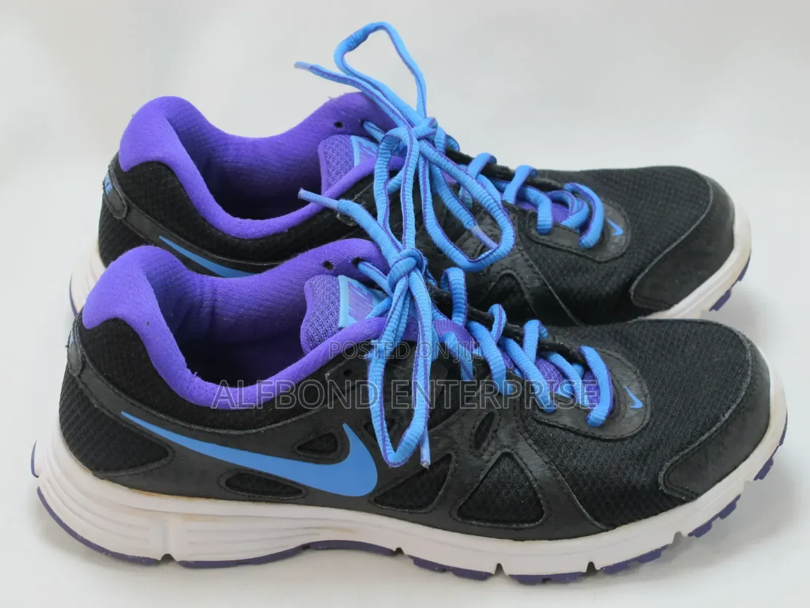 Nike Revolution 2 Women Running Shoes Women’S Size 8.5 Us