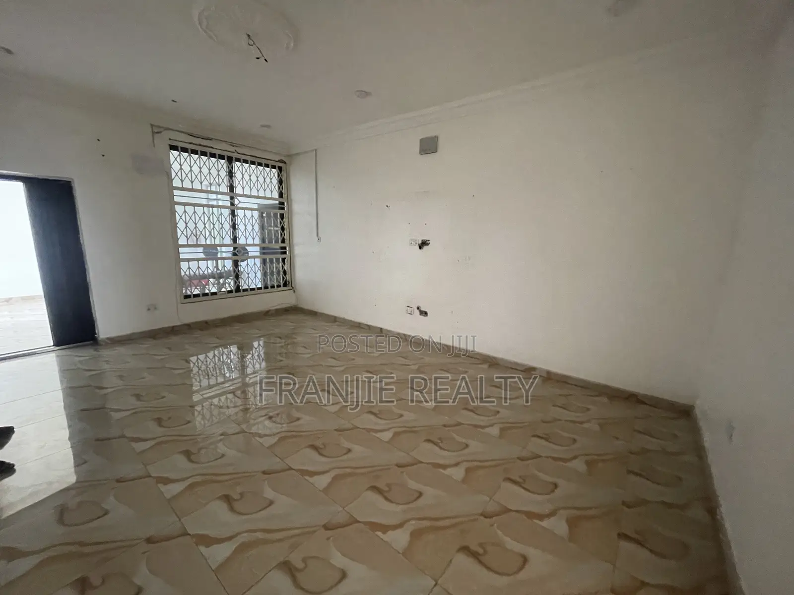 2bdrm Apartment in Franjie Realty, Tetegu for rent
