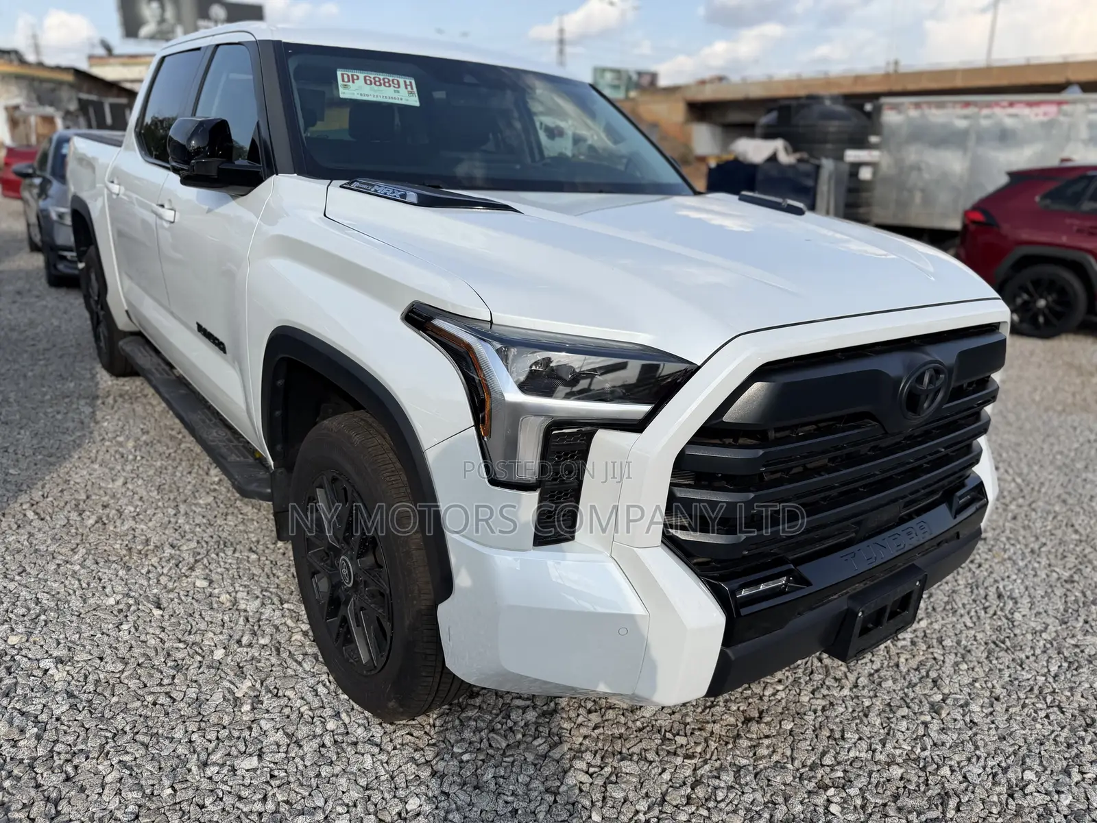 Toyota Tundra Hybrid 2024 White
