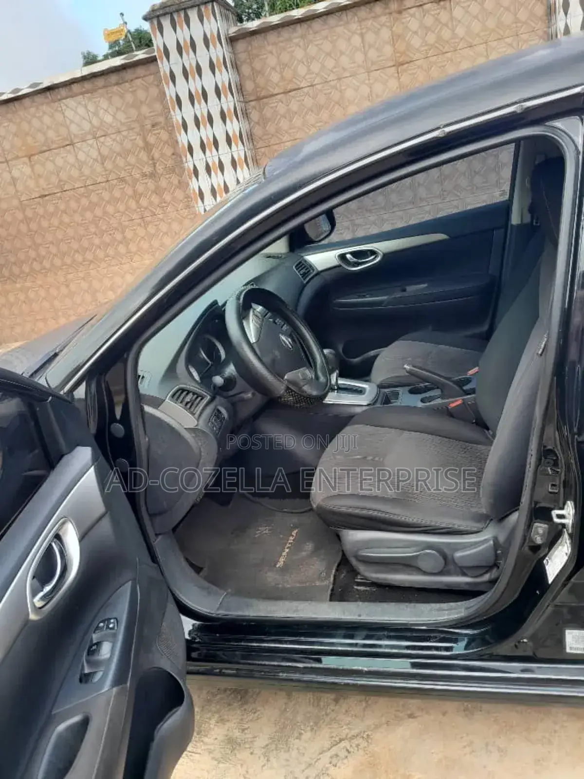 Nissan Sentra SV 4dr Sedan (1.8L 4cyl CVT) 2014 Black