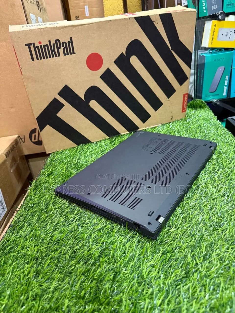 Laptop Lenovo ThinkPad T14 G1 16GB Intel Core I7 SSHD (Hybrid) 512GB