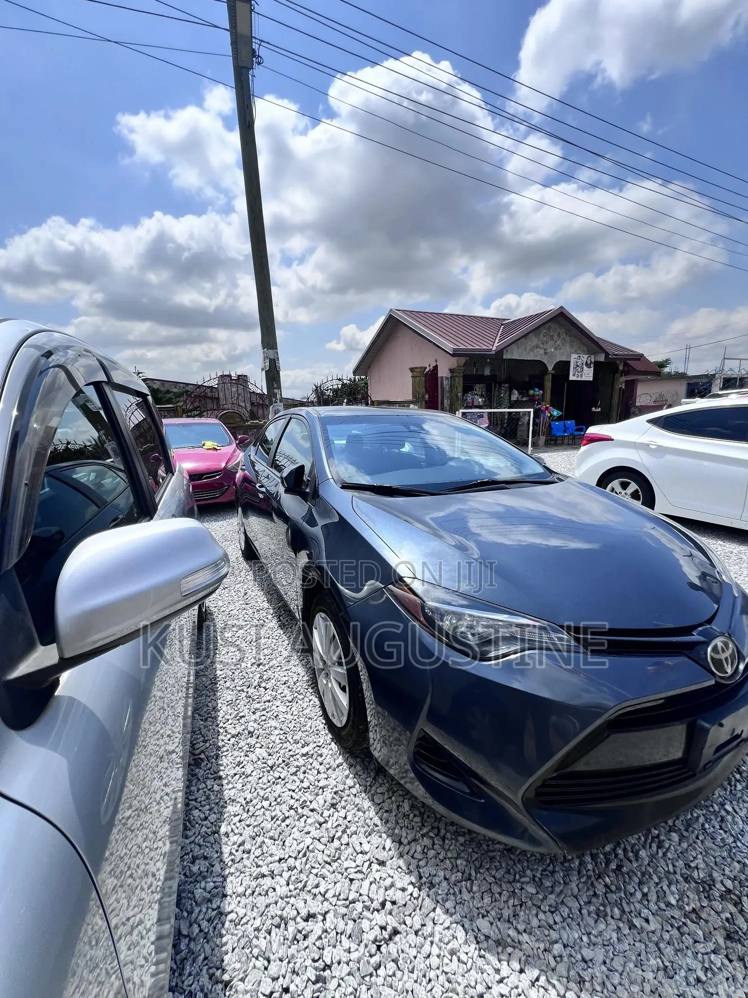 Toyota Corolla LE 4dr Sedan (1.8L 4cyl CVT) 2017 Black