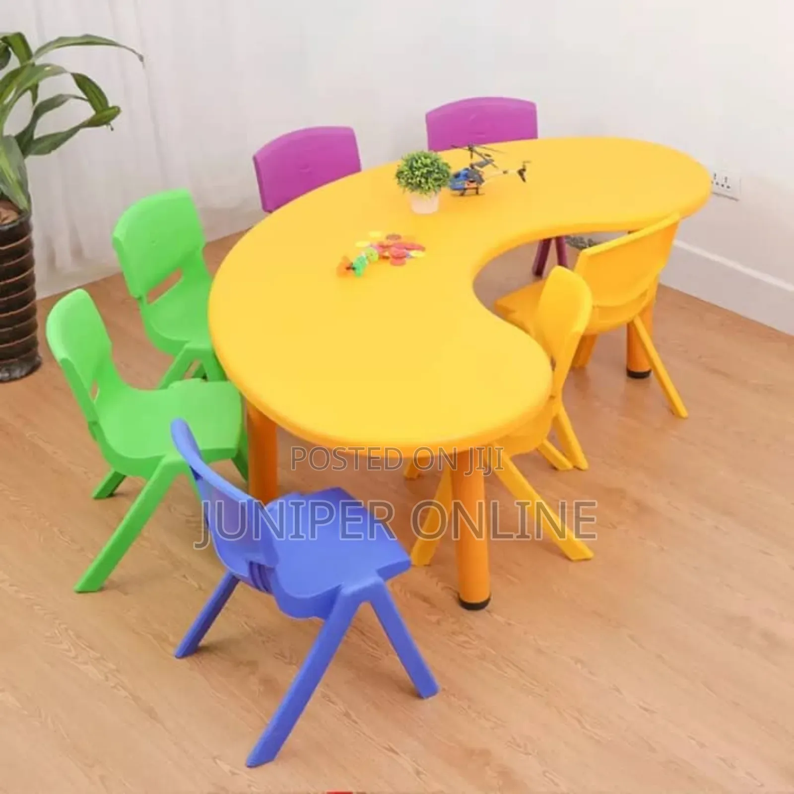 Moon Kids Study Table Sharp