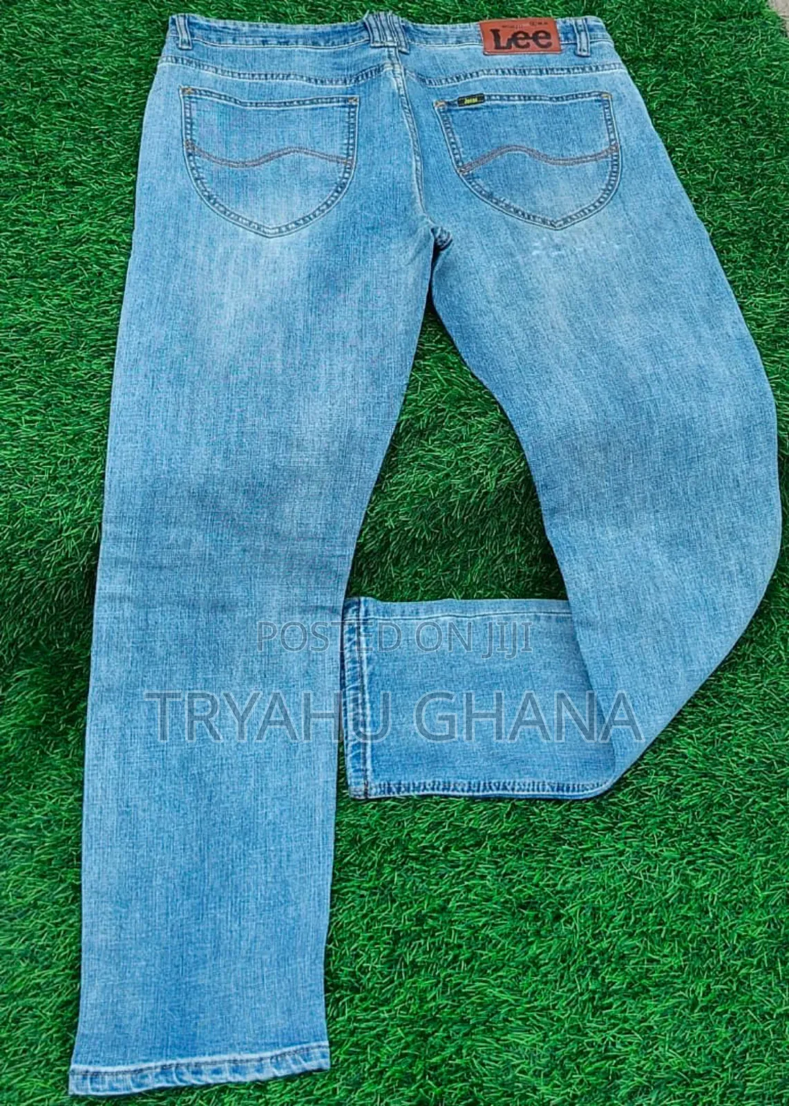 Sharp Looks, Perfect Fit – Men’S Jeans In North Industrial Area