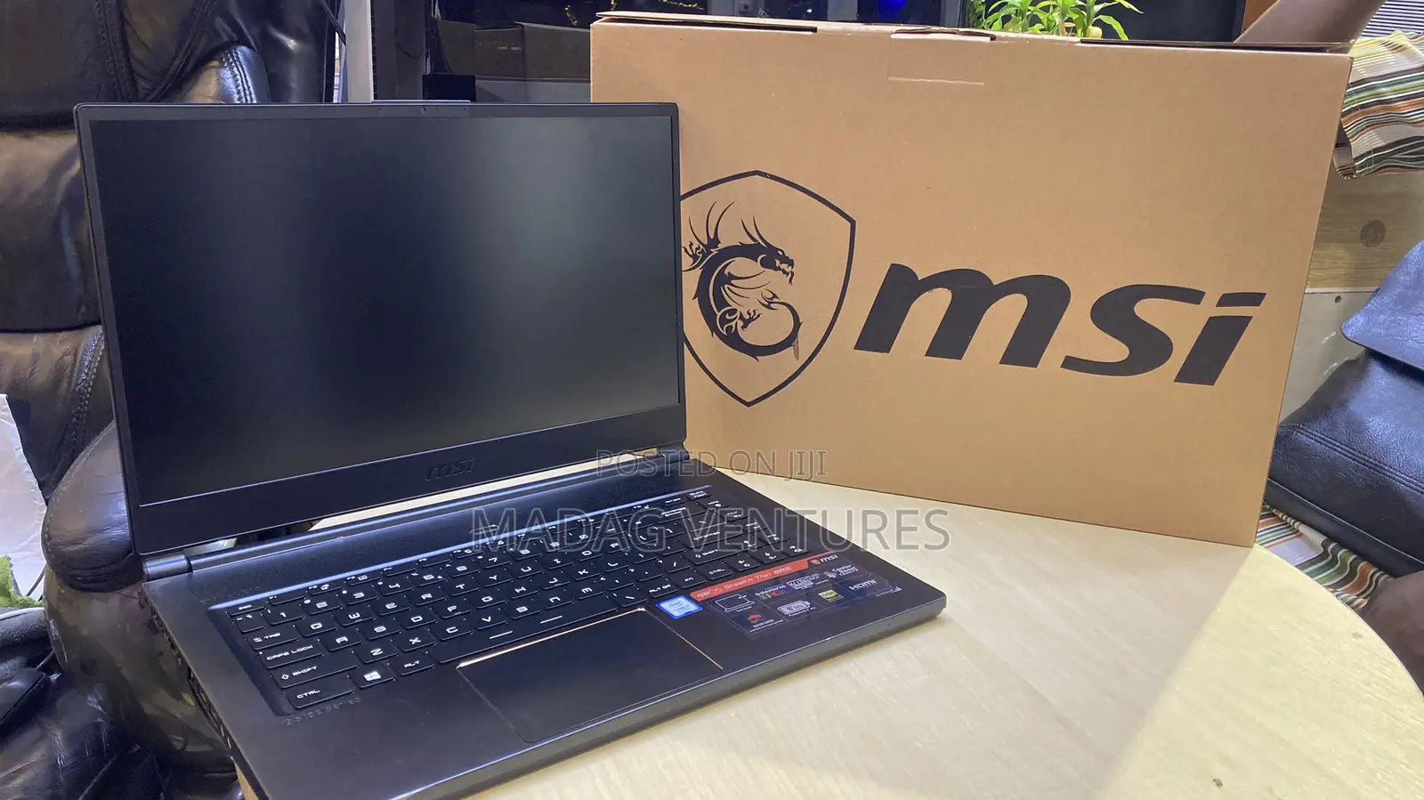 Laptop MSI GS65 Stealth Thin 8RE 16GB Intel Core I7 SSD 512GB