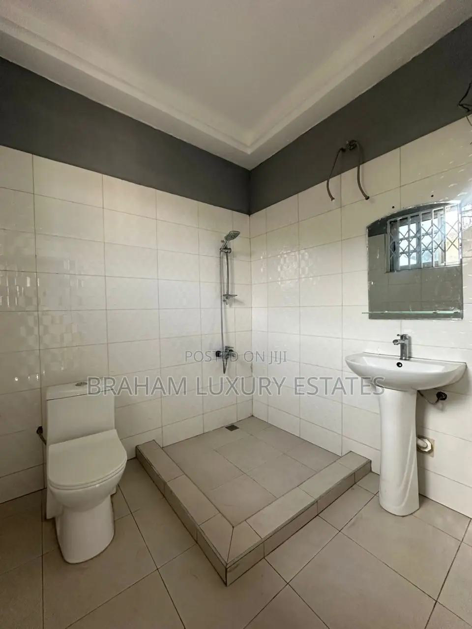 3bdrm Apartment in Braham Luxury, Spintex for rent