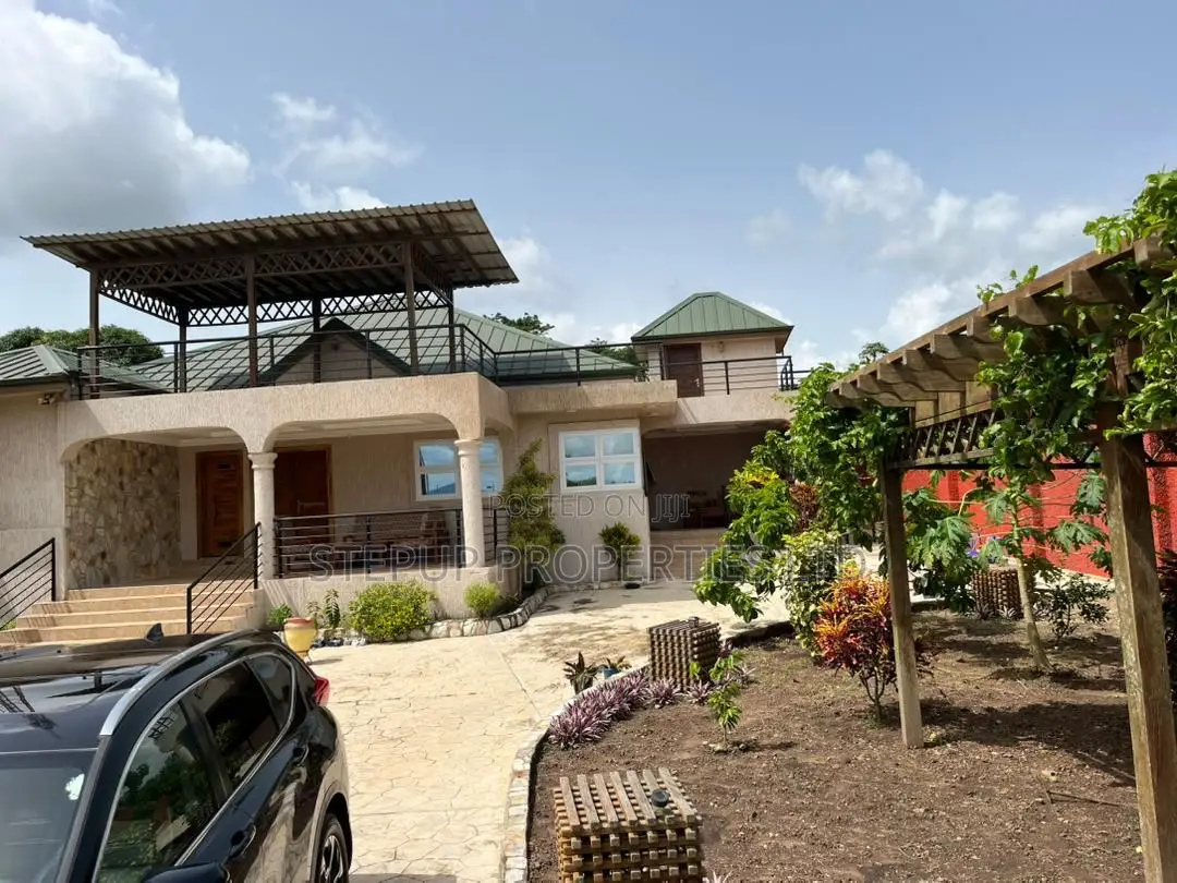 4bdrm House in Akropong, Akuapim North for sale