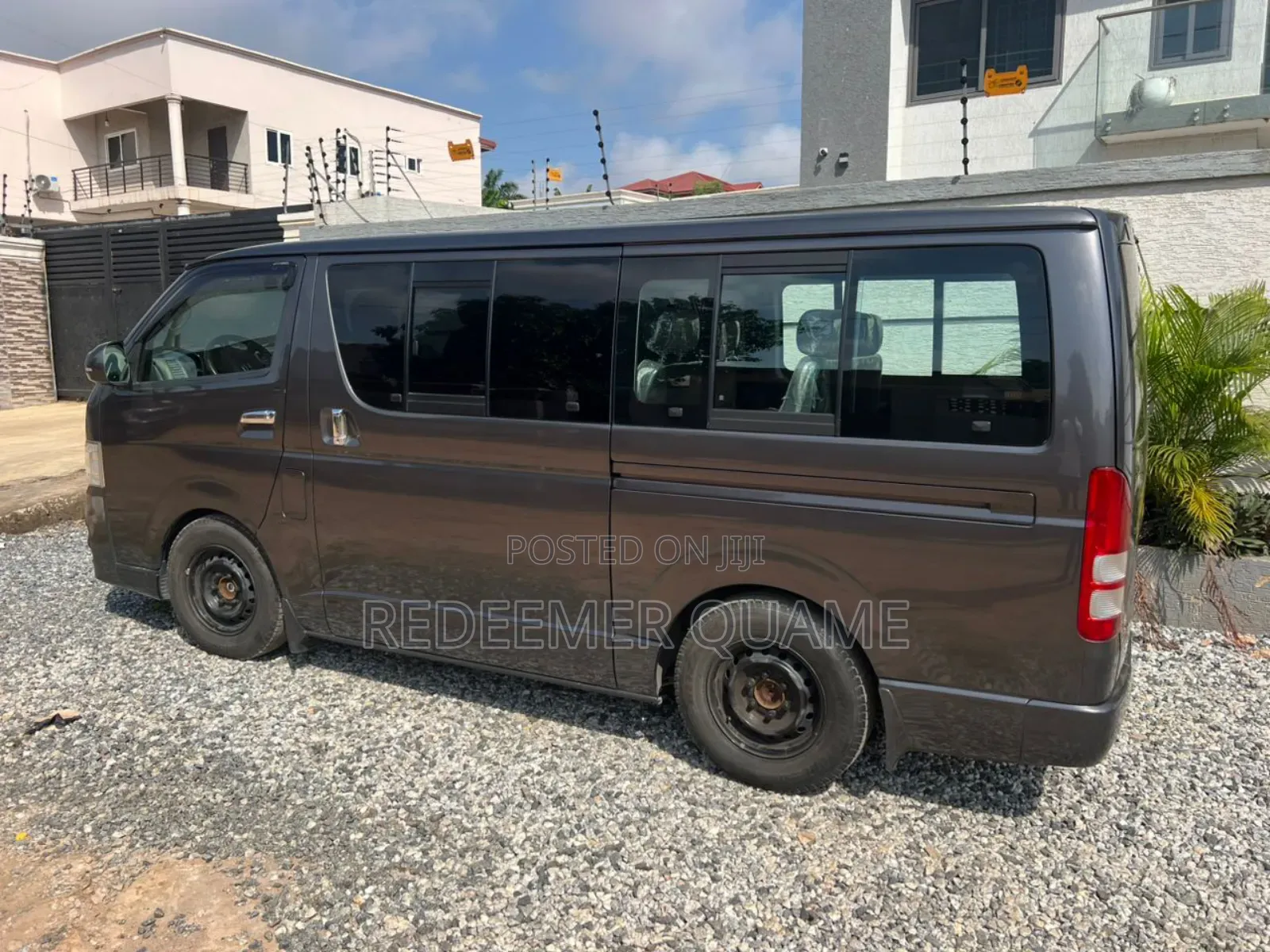 Toyota HiAce 2013 Grey
