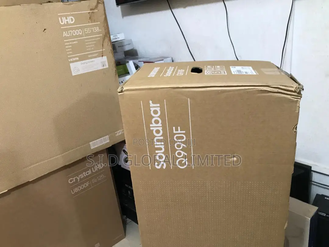 Spacefit Sound Pro + Q-symphony Tailor-made Audio For Your Living Room