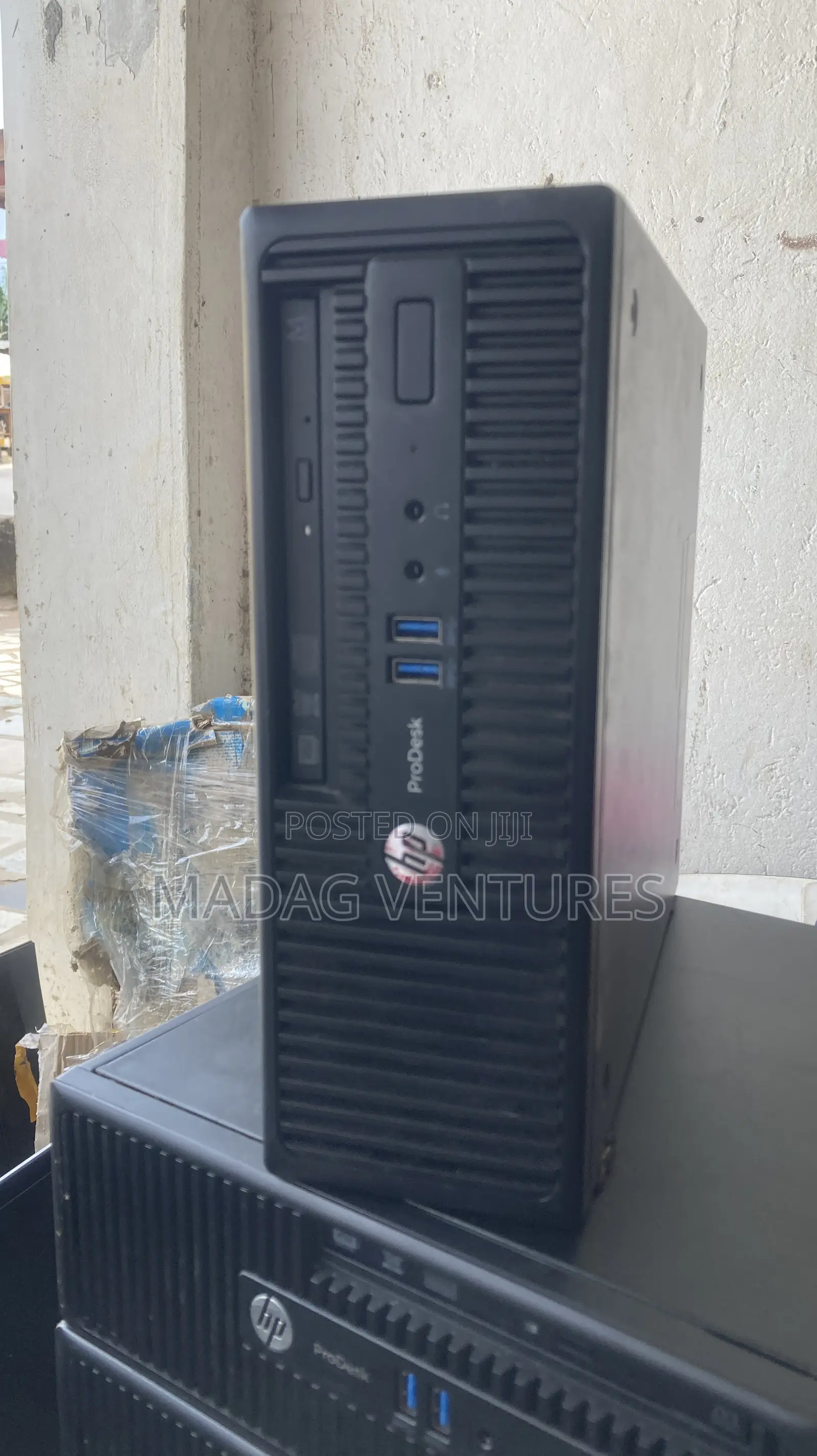 Desktop Computer HP ProOne 400 G3 8GB Intel Core I5 SSD 256GB