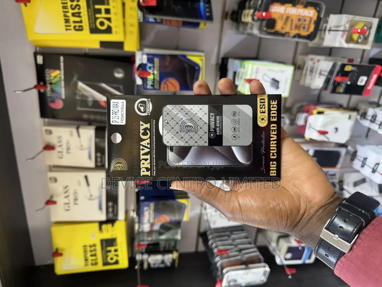 Apple iPhone 15 Pro Max Protector