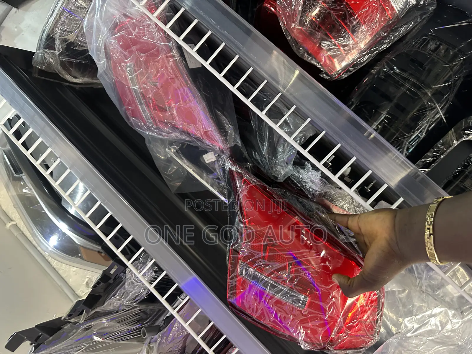 Toyota Camry Spider 2012 Tail Light Specs