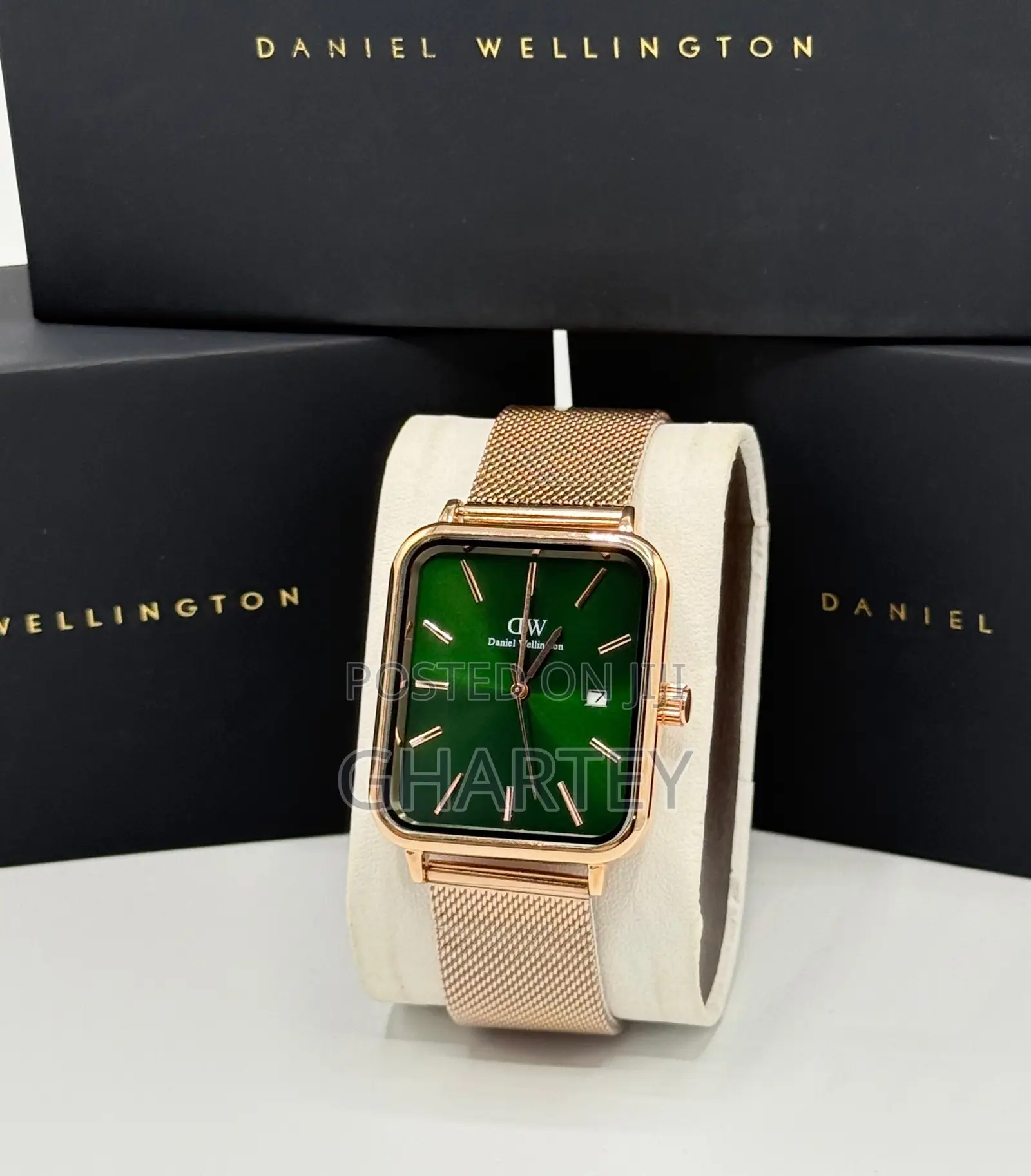 Mesh Bracelet Strap Analog Unisex Daniel Wellington Watch