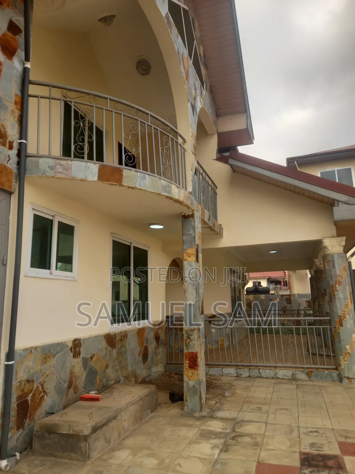 6bdrm House in Tema Golf City for rent