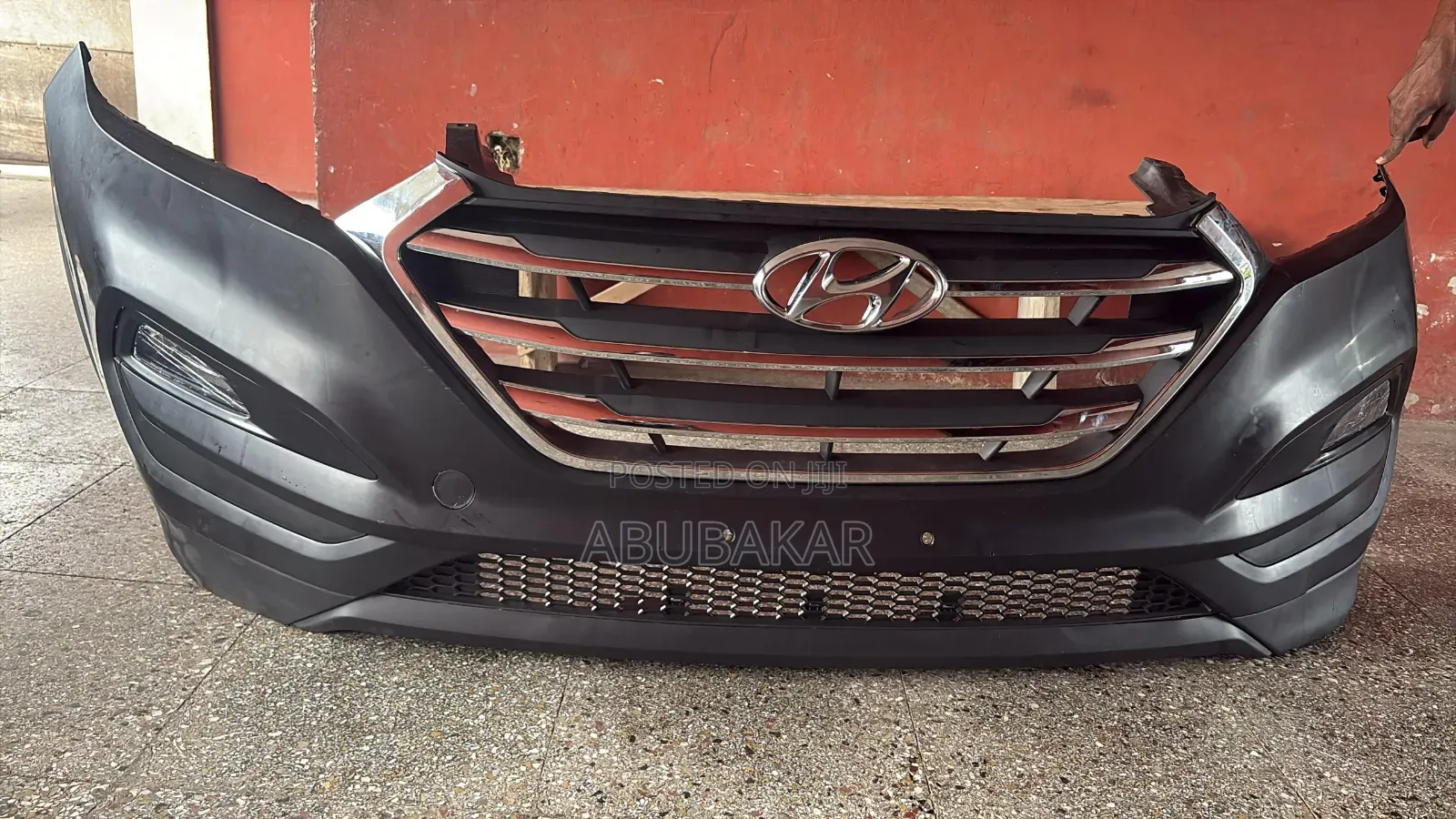 Hyundai Tucson 16 Front Bumper