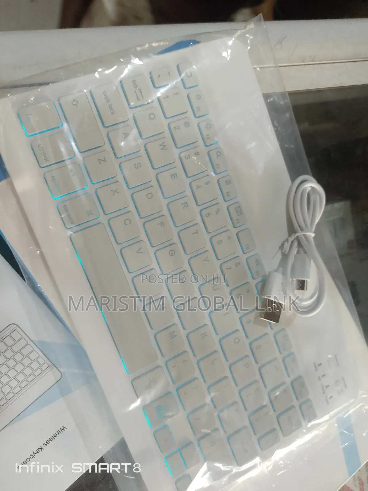 RGB Bluetooth Keyboard (Chargeable)