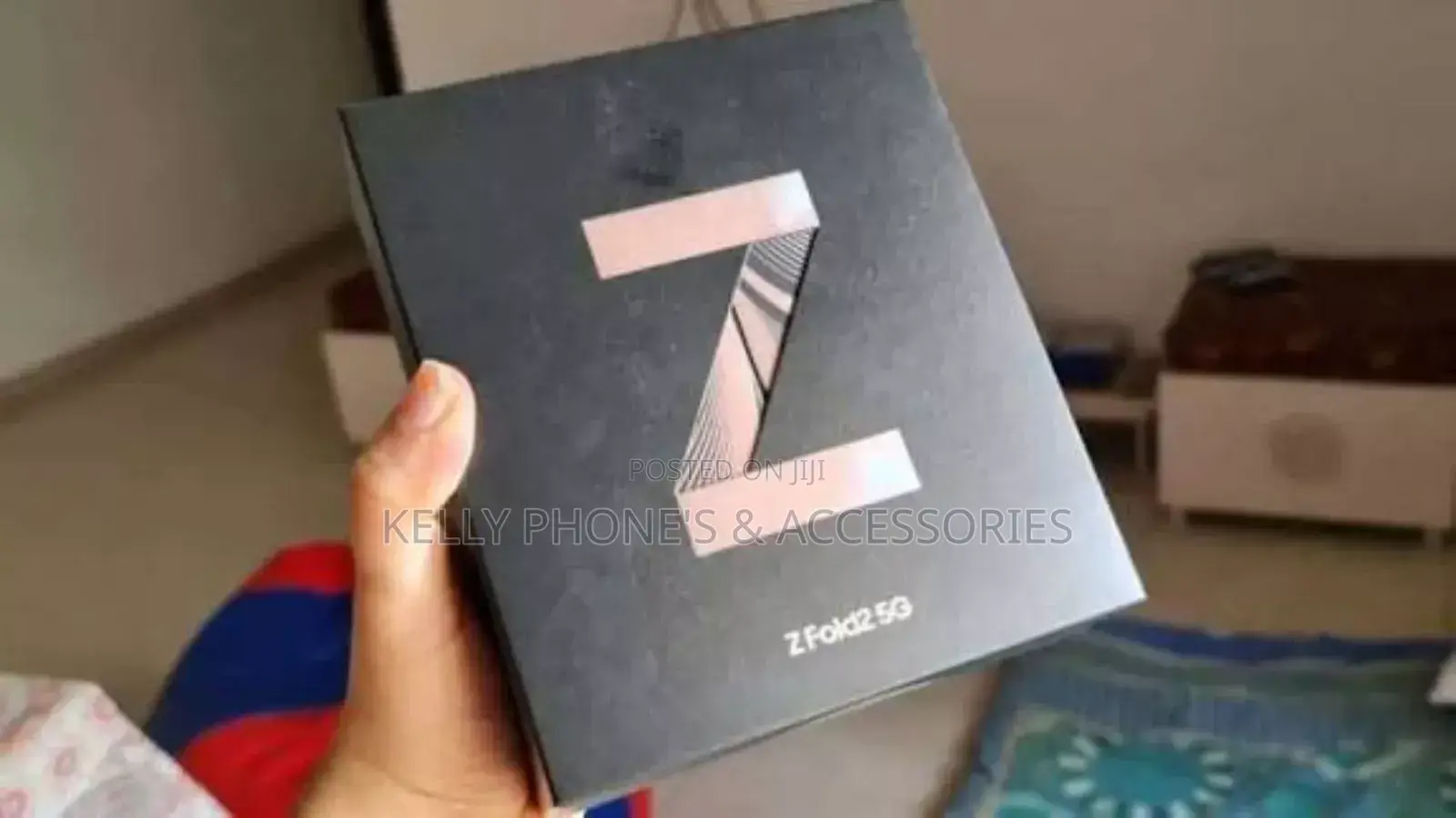 New Samsung Galaxy Z Fold 2 256 GB Gold