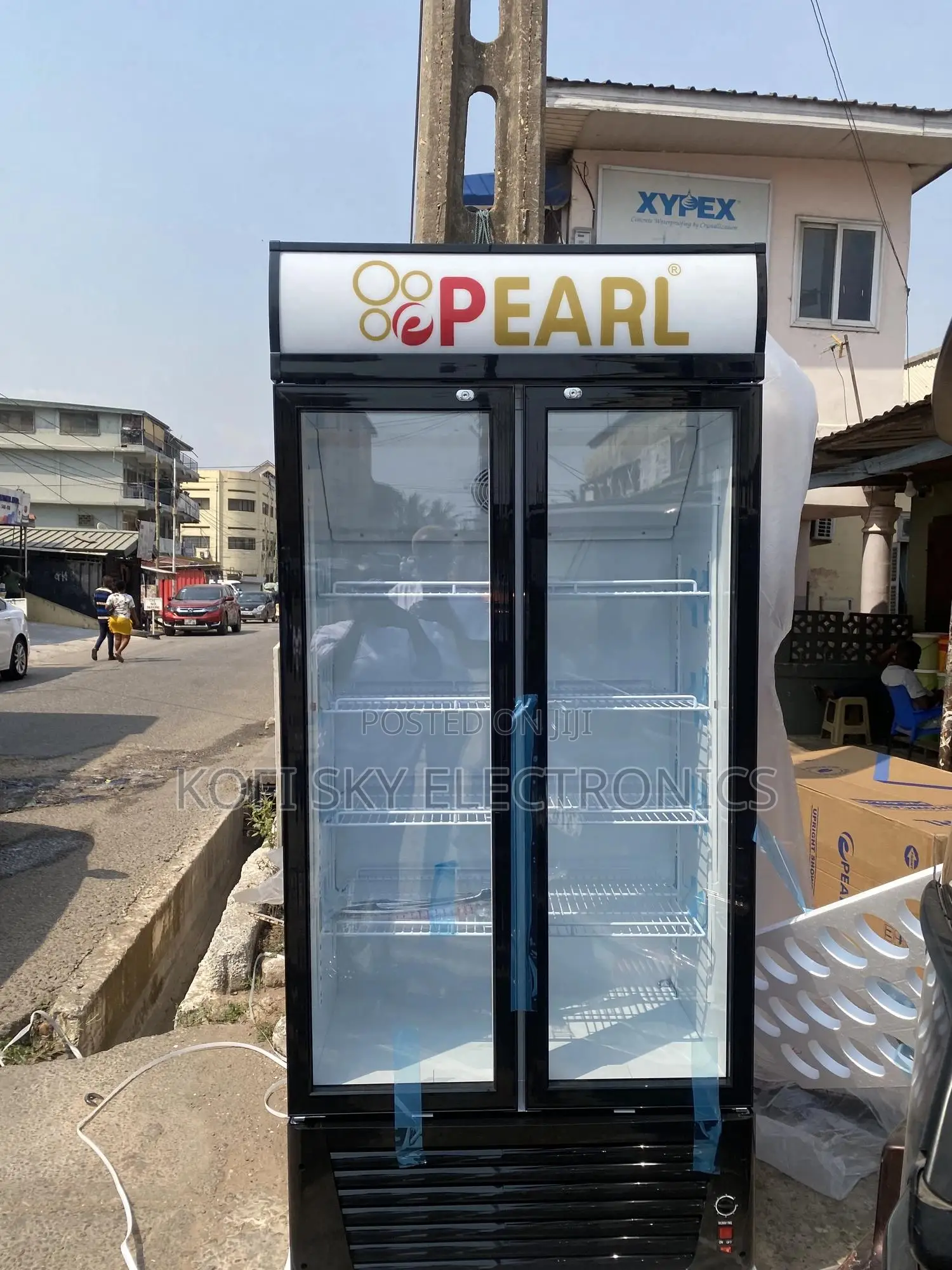 Pearl Doubledoor PVC-622-2b Display Fridge