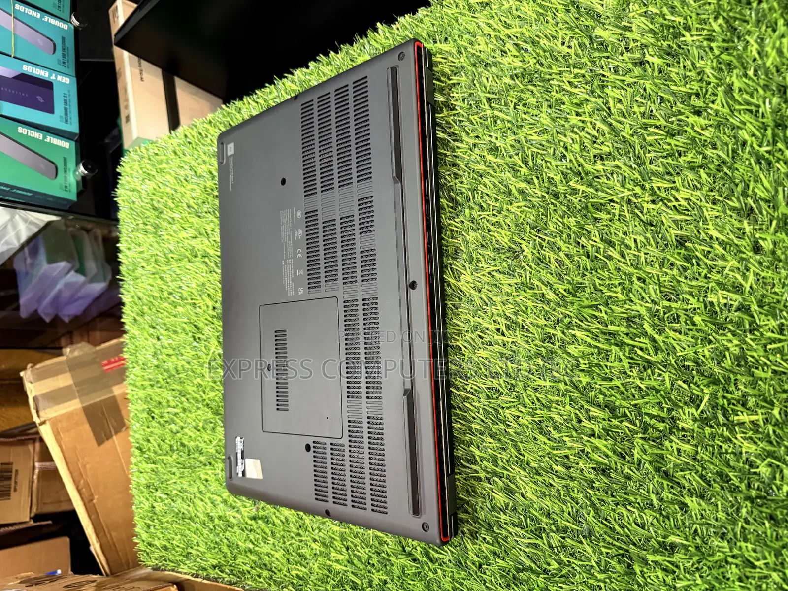 Laptop Lenovo Thinkpad P15s 32GB Intel Core I9 SSHD (Hybrid) 1T