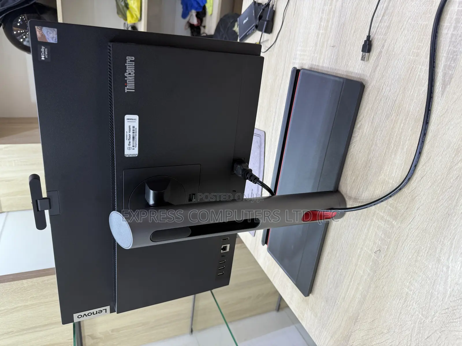 Desktop Computer Lenovo ThinkCentre M700 24GB Intel Core I5 HDD+SSD 1T