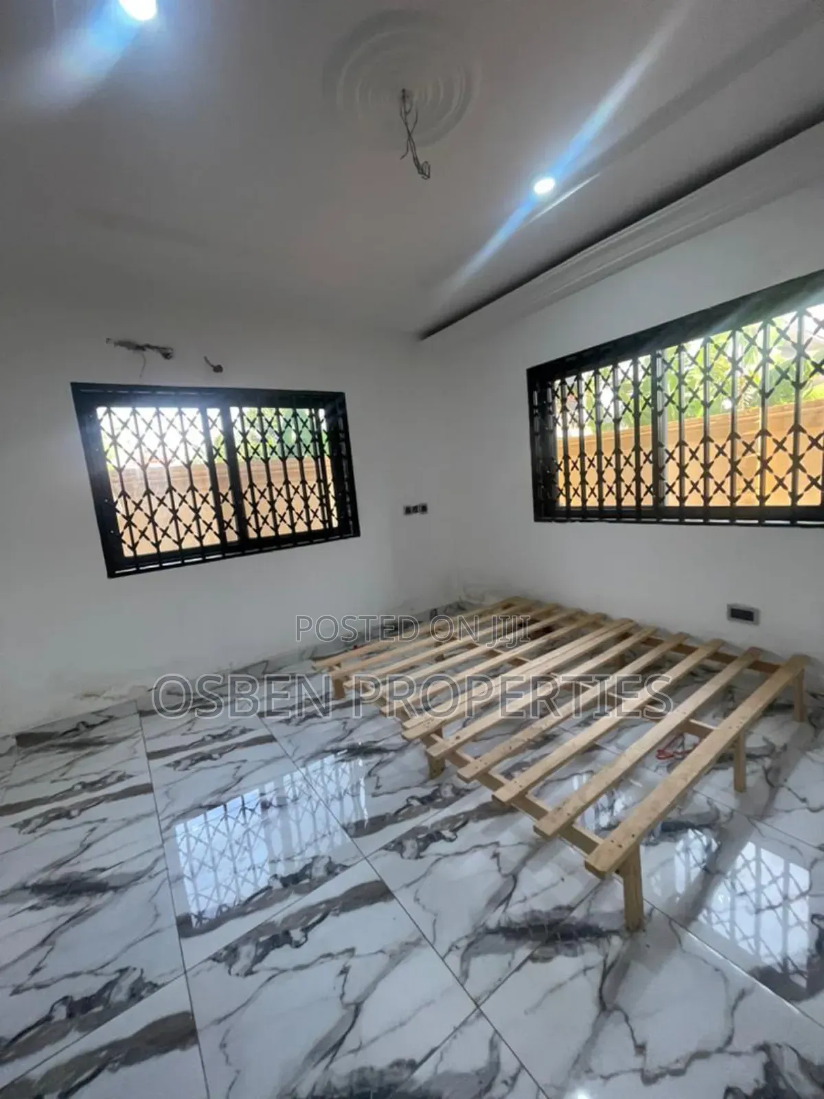 5bdrm House in Osben Properties, Lashibi for rent