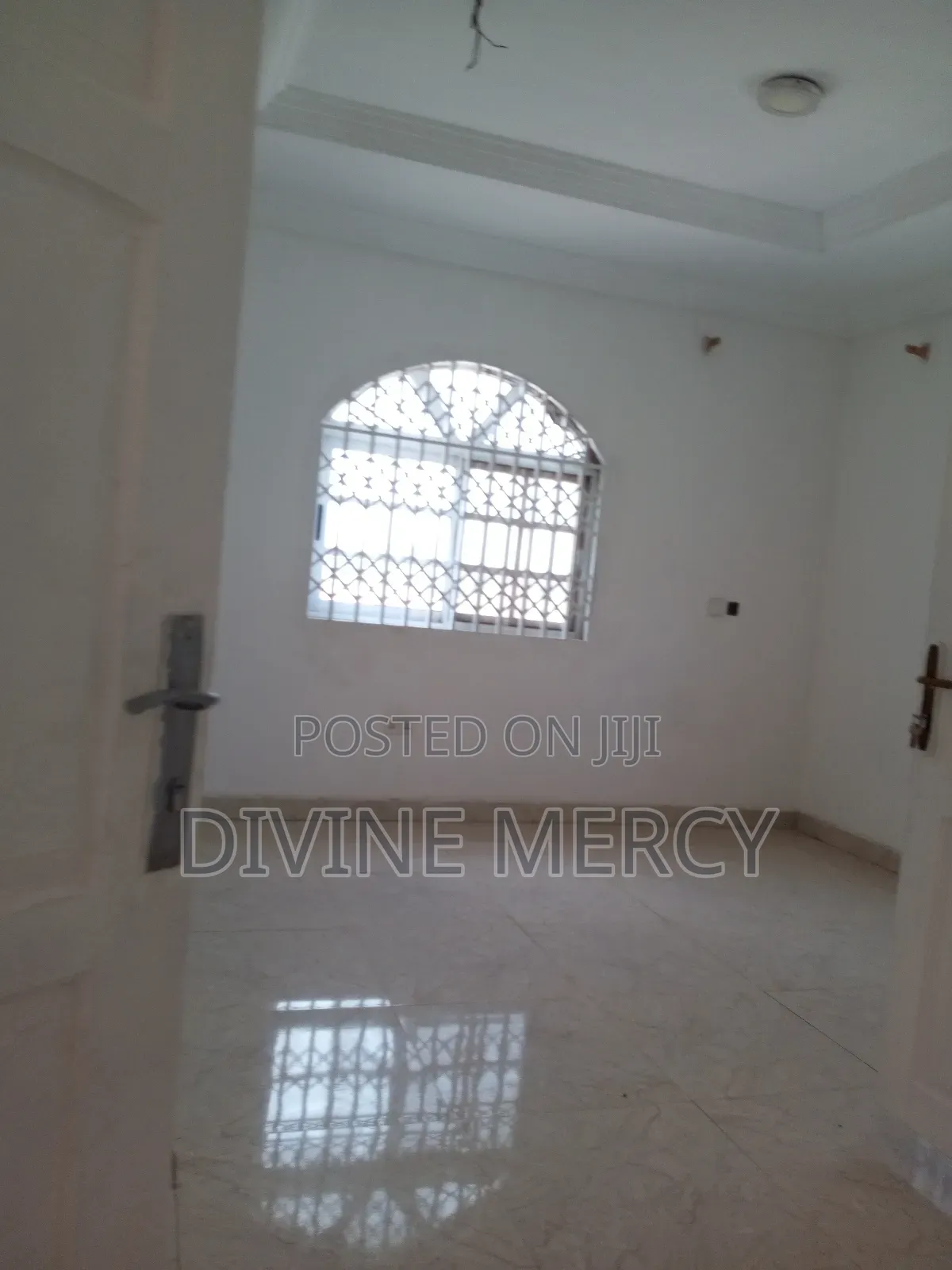 2bdrm Apartment in Tuba Junction, Awutu Senya East Municipal for rent