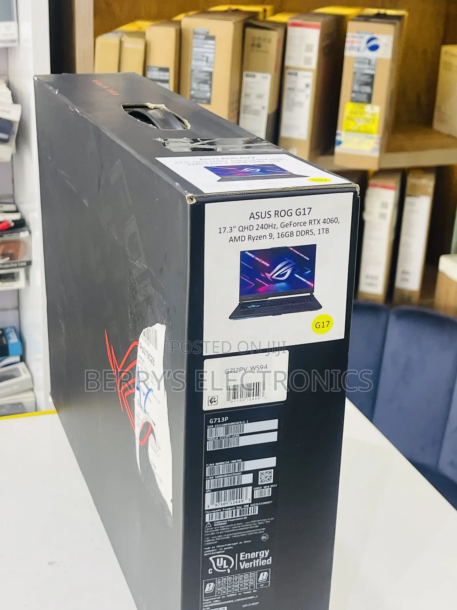 New Laptop Asus ROG Strix G17 16GB AMD Ryzen 9 SSD 1T