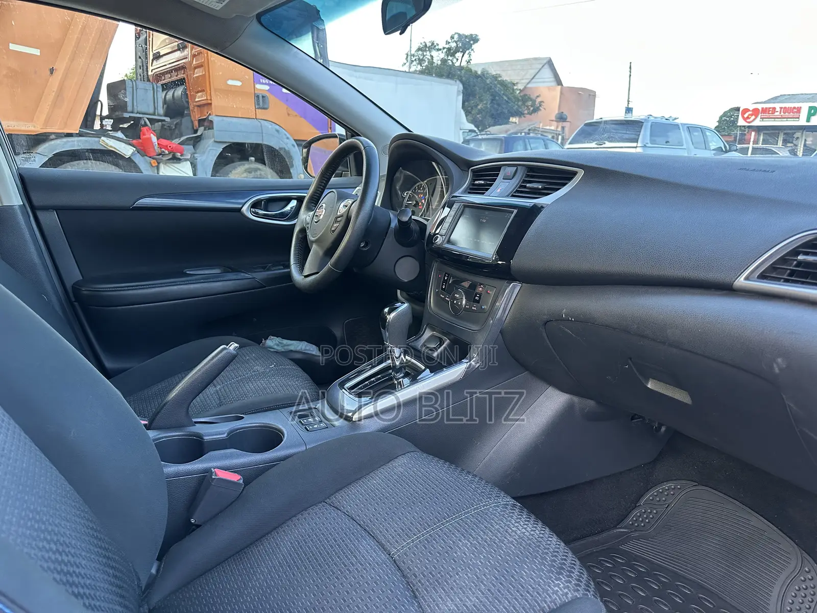 Nissan Sentra 2019 Black