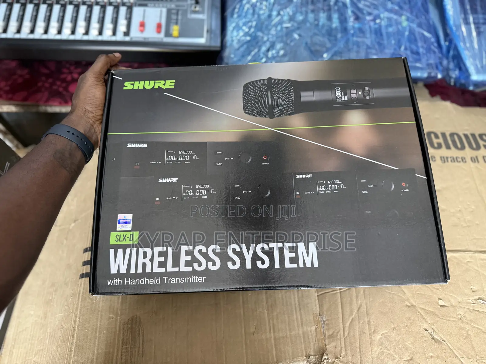 Shure SLX-D42q 4 in 1
