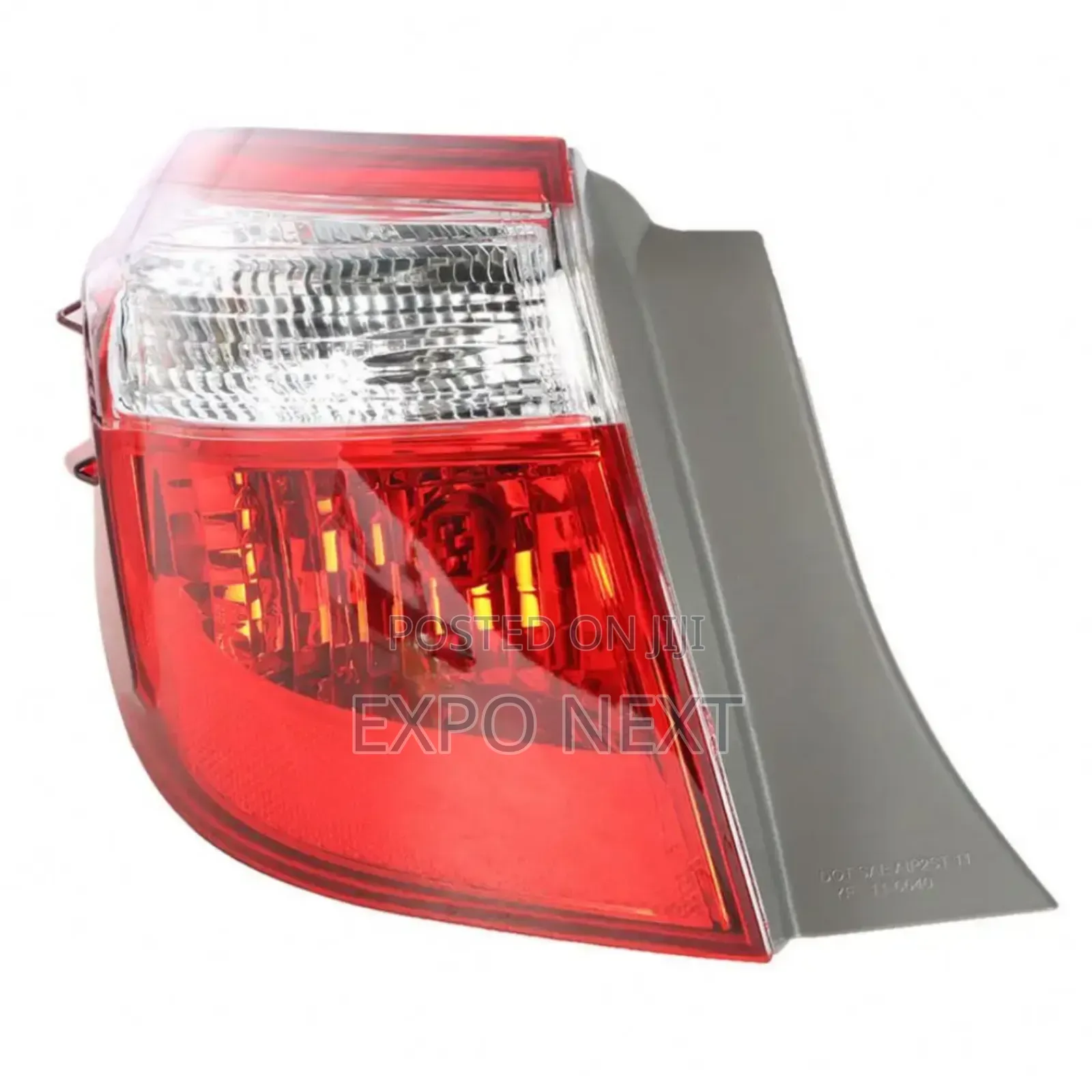 Halogen & Xenon Tail Lights For Toyota Corolla 2014-2016