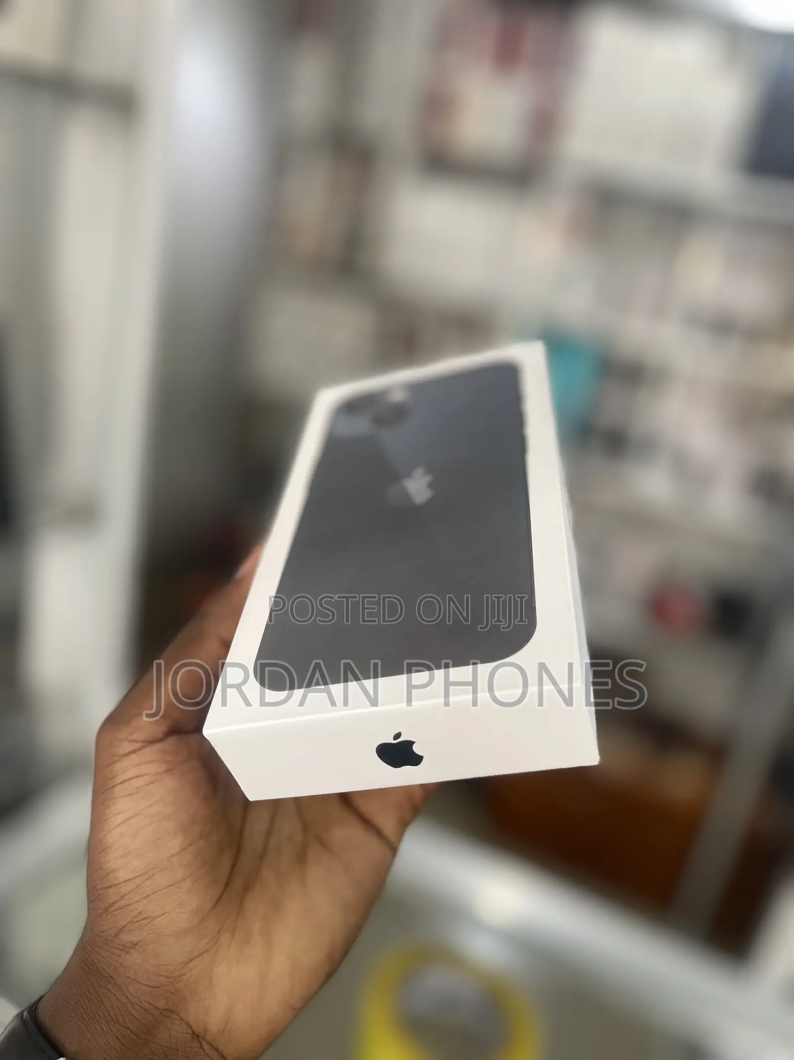 New Apple iPhone 13 128 GB Black