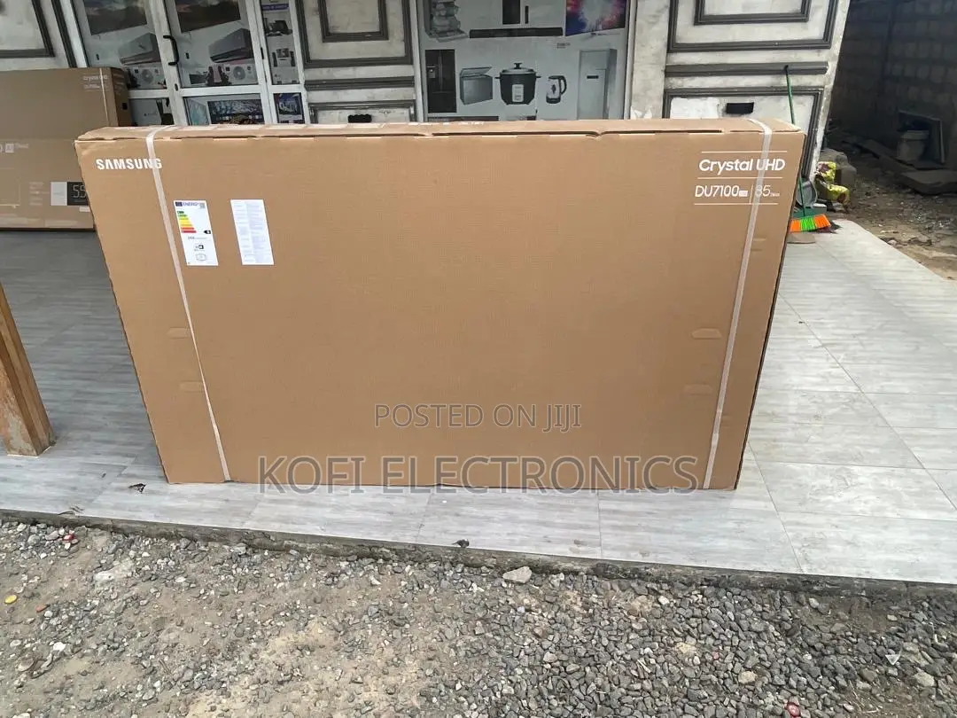 Samsung 85′′ Du7100 the Giant Experience
