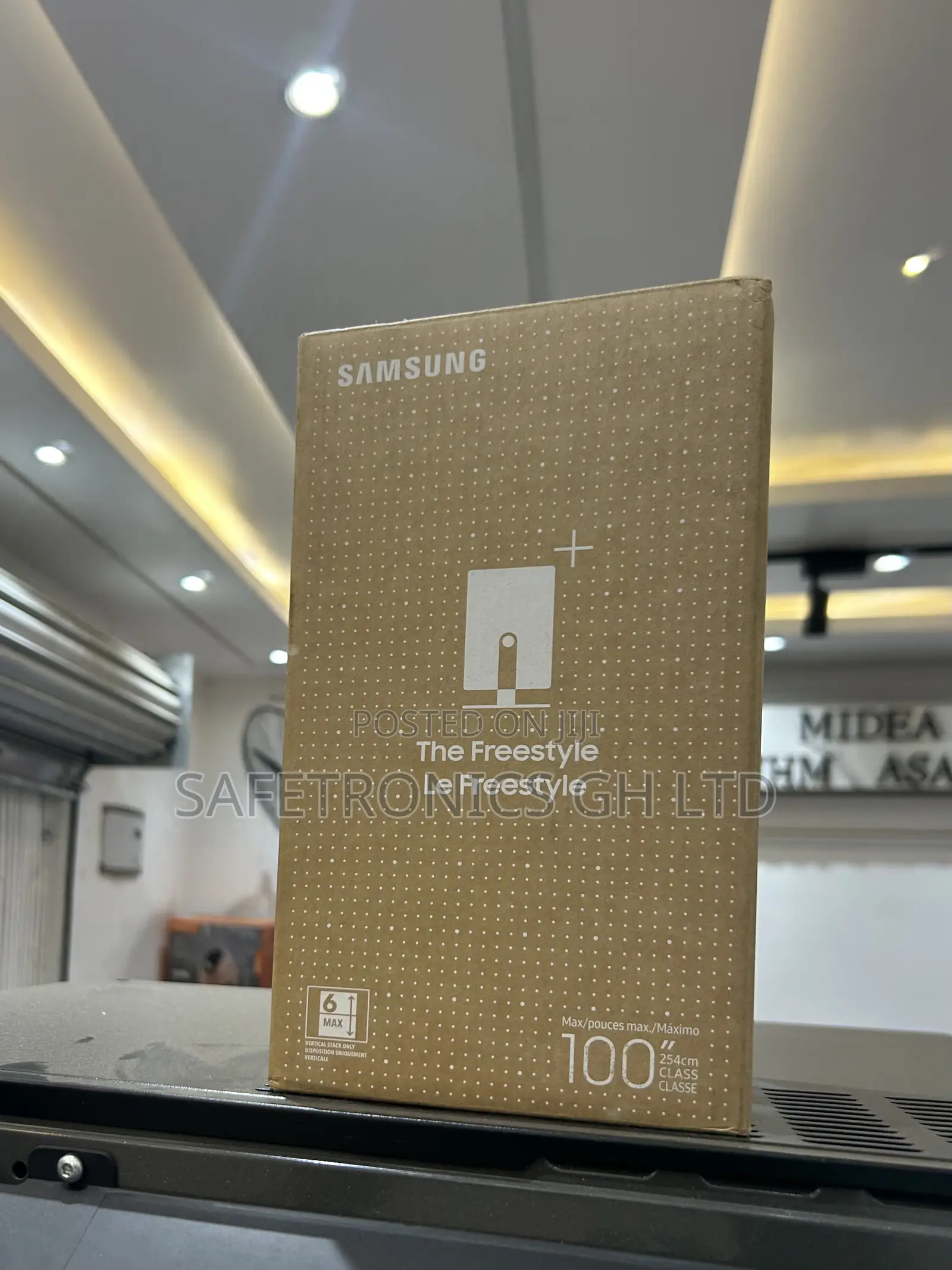Bag Away Quality 30”-100” Samsung Projector
