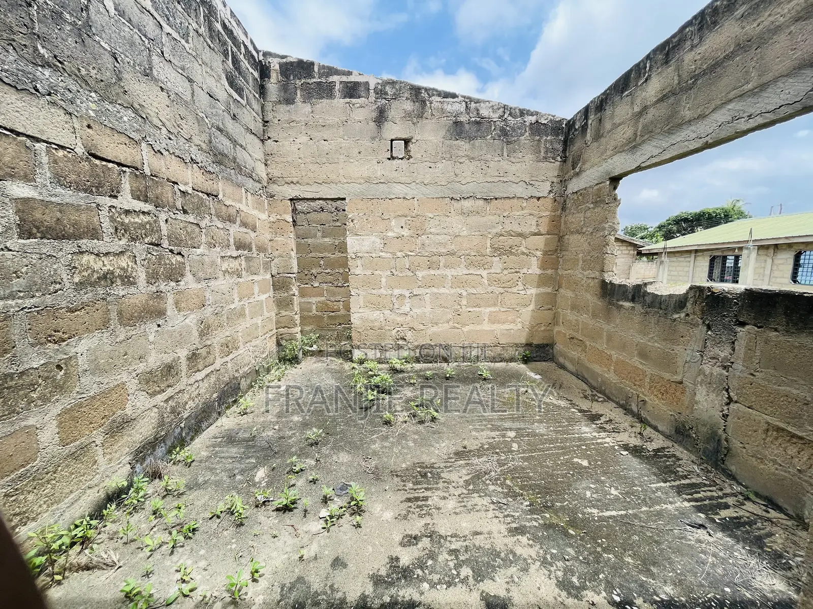 Uncompleted 3 Bedroom House For Sale @ Kasoa.