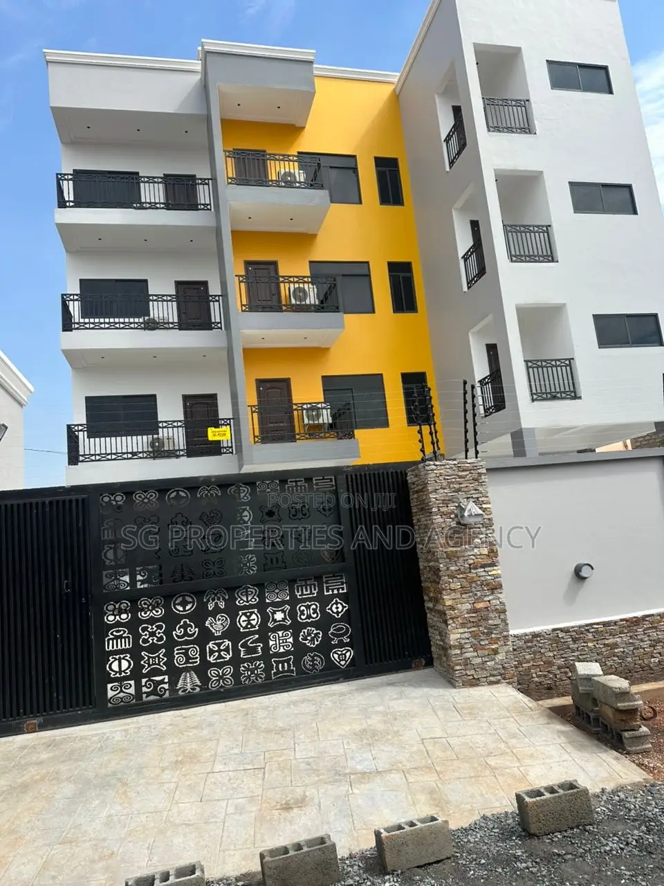 2bdrm Apartment in Manet,Spintex for rent