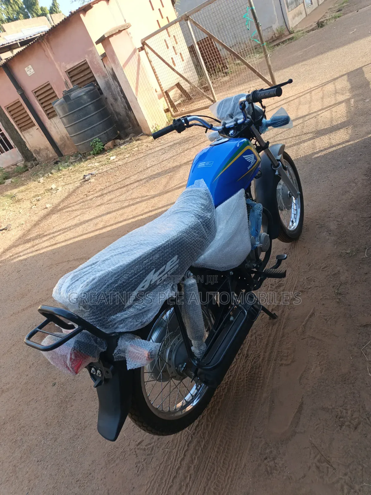 Honda 2025 Blue