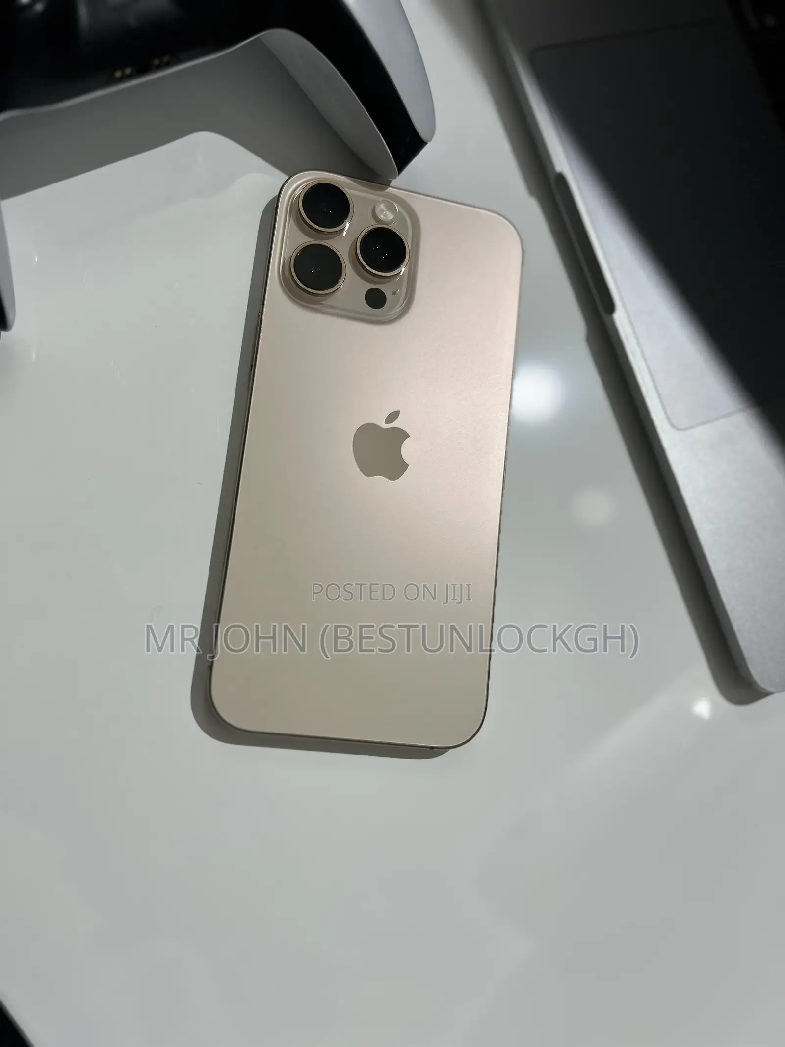 Apple iPhone 16 Pro Max 256 GB Gold